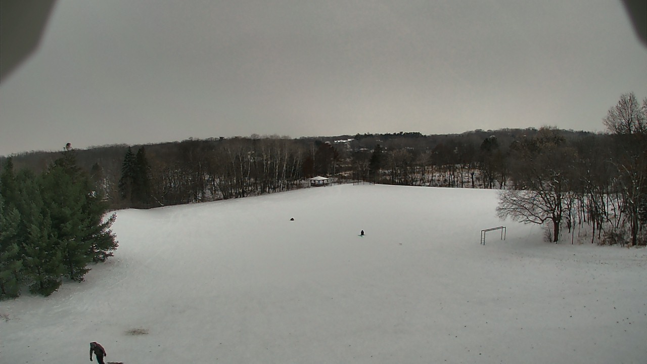 Thumbnail for current weather camera view from Scenic Heights ES in Minnetonka, Minnesota
