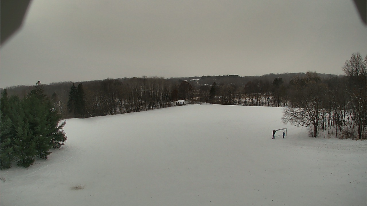 Thumbnail for current weather camera view from Scenic Heights ES in Minnetonka, Minnesota