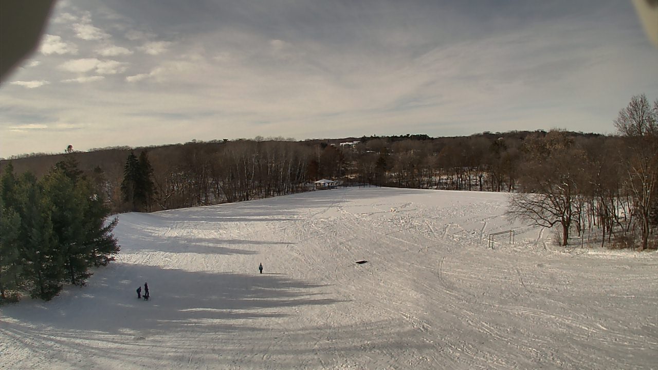 Thumbnail for current weather camera view from Scenic Heights ES in Minnetonka, Minnesota