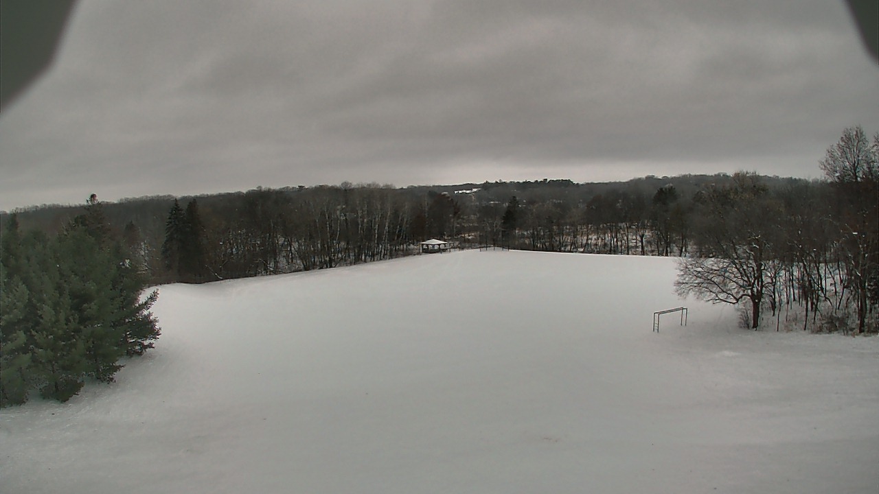 Thumbnail for current weather camera view from Scenic Heights ES in Minnetonka, Minnesota