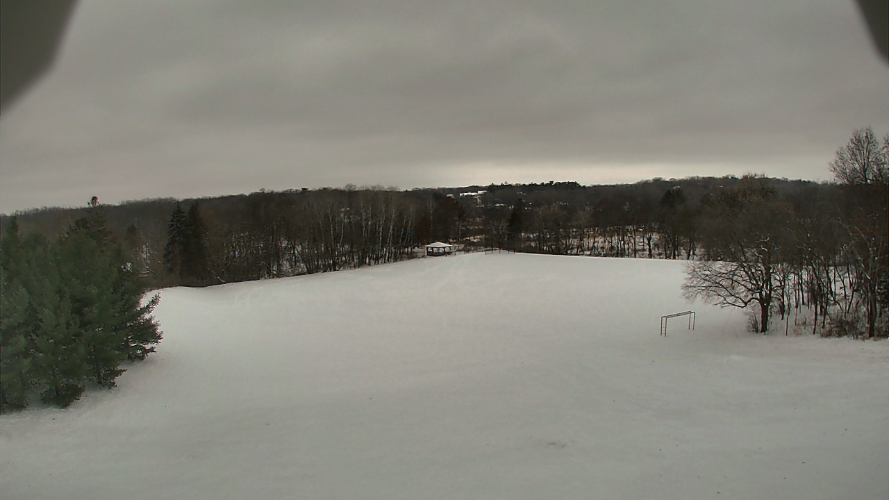 Thumbnail for current weather camera view from Scenic Heights ES in Minnetonka, Minnesota