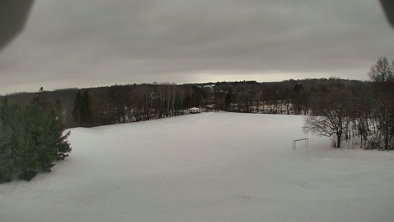 Thumbnail for current weather camera view from Scenic Heights ES in Minnetonka, Minnesota