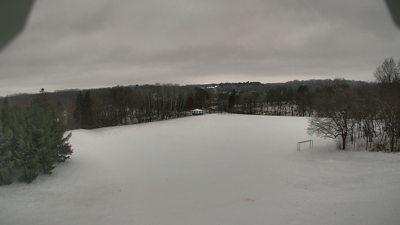 Thumbnail for current weather camera view from Scenic Heights ES in Minnetonka, Minnesota