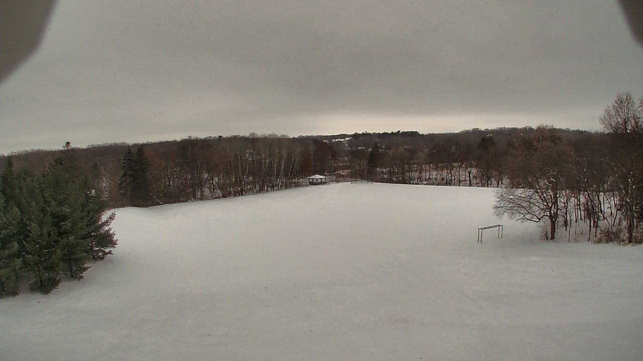 Thumbnail for current weather camera view from Scenic Heights ES in Minnetonka, Minnesota