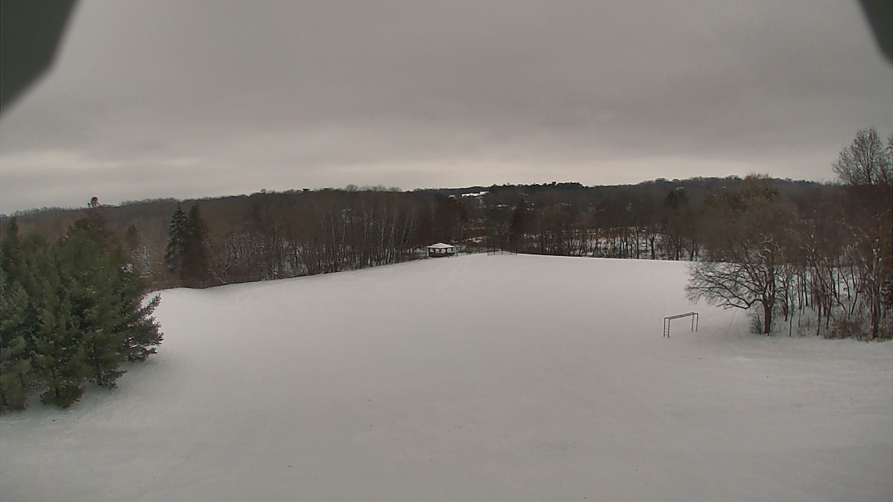 Thumbnail for current weather camera view from Scenic Heights ES in Minnetonka, Minnesota