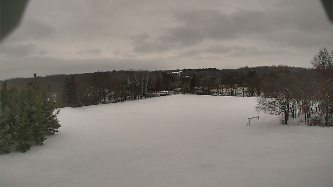 Thumbnail for current weather camera view from Scenic Heights ES in Minnetonka, Minnesota
