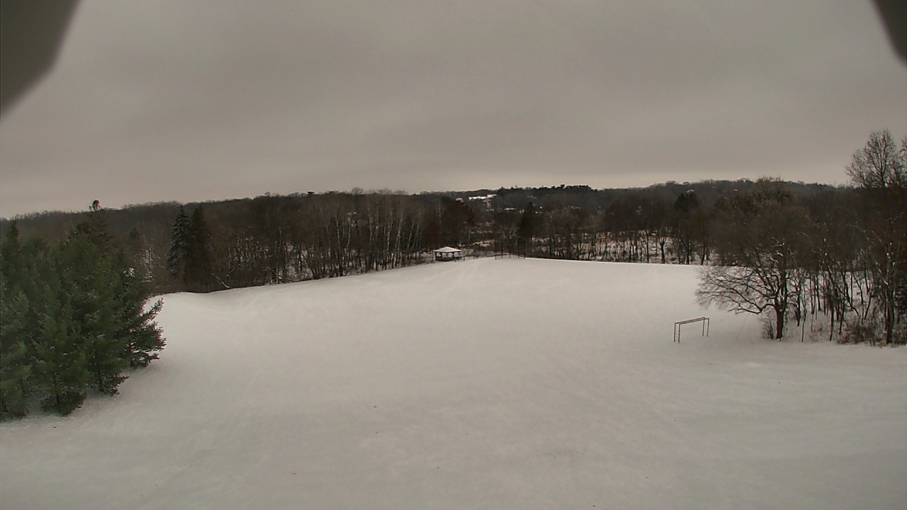 Thumbnail for current weather camera view from Scenic Heights ES in Minnetonka, Minnesota