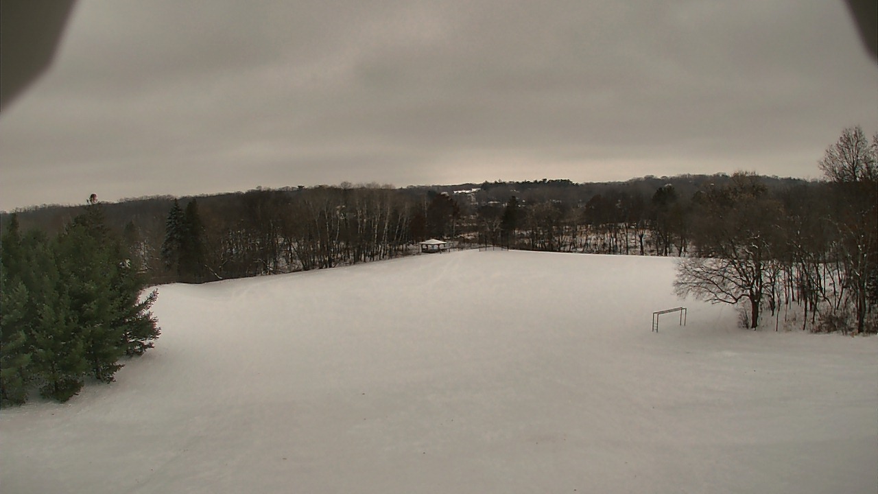 Thumbnail for current weather camera view from Scenic Heights ES in Minnetonka, Minnesota