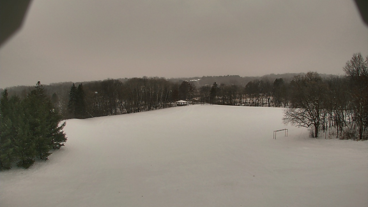 Thumbnail for current weather camera view from Scenic Heights ES in Minnetonka, Minnesota