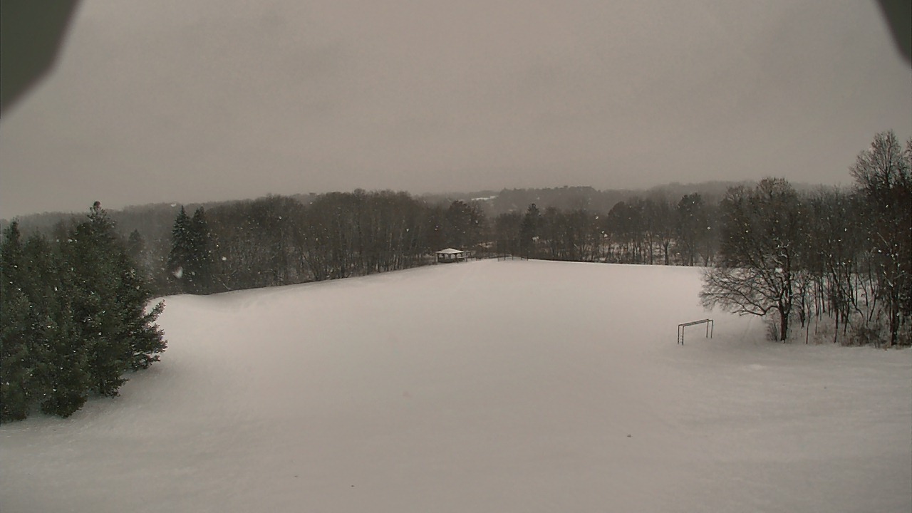 Thumbnail for current weather camera view from Scenic Heights ES in Minnetonka, Minnesota