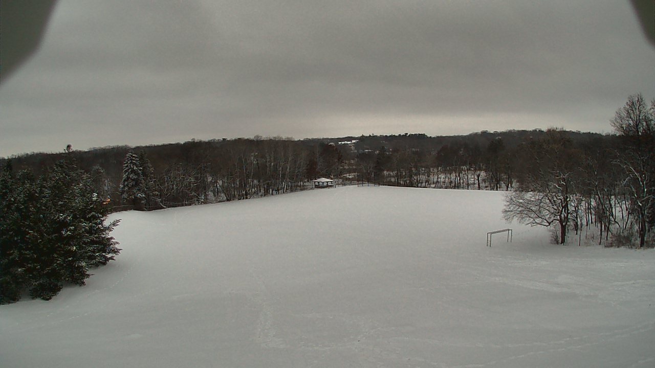 Thumbnail for current weather camera view from Scenic Heights ES in Minnetonka, Minnesota