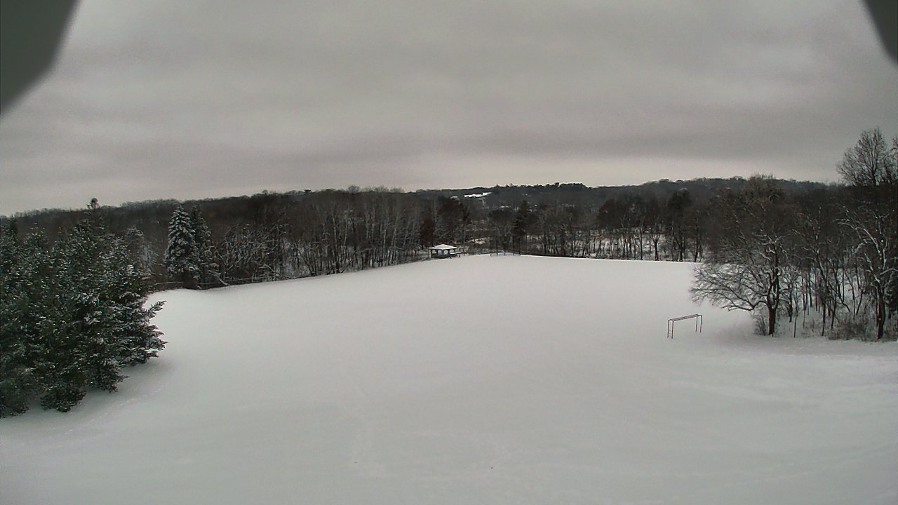 Thumbnail for current weather camera view from Scenic Heights ES in Minnetonka, Minnesota