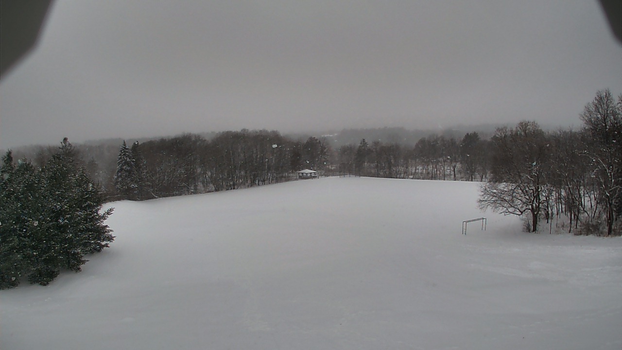 Thumbnail for current weather camera view from Scenic Heights ES in Minnetonka, Minnesota