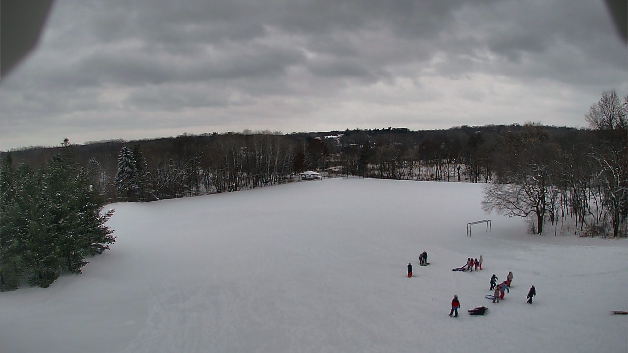 Thumbnail for current weather camera view from Scenic Heights ES in Minnetonka, Minnesota