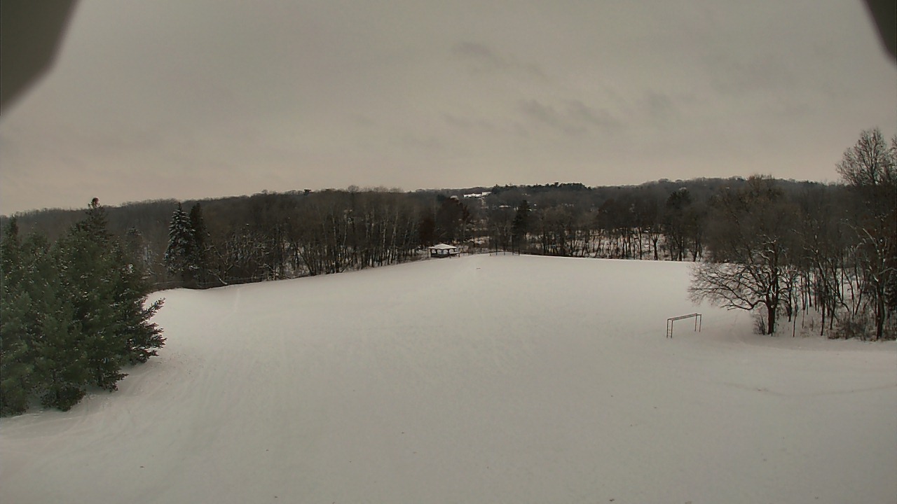 Thumbnail for current weather camera view from Scenic Heights ES in Minnetonka, Minnesota