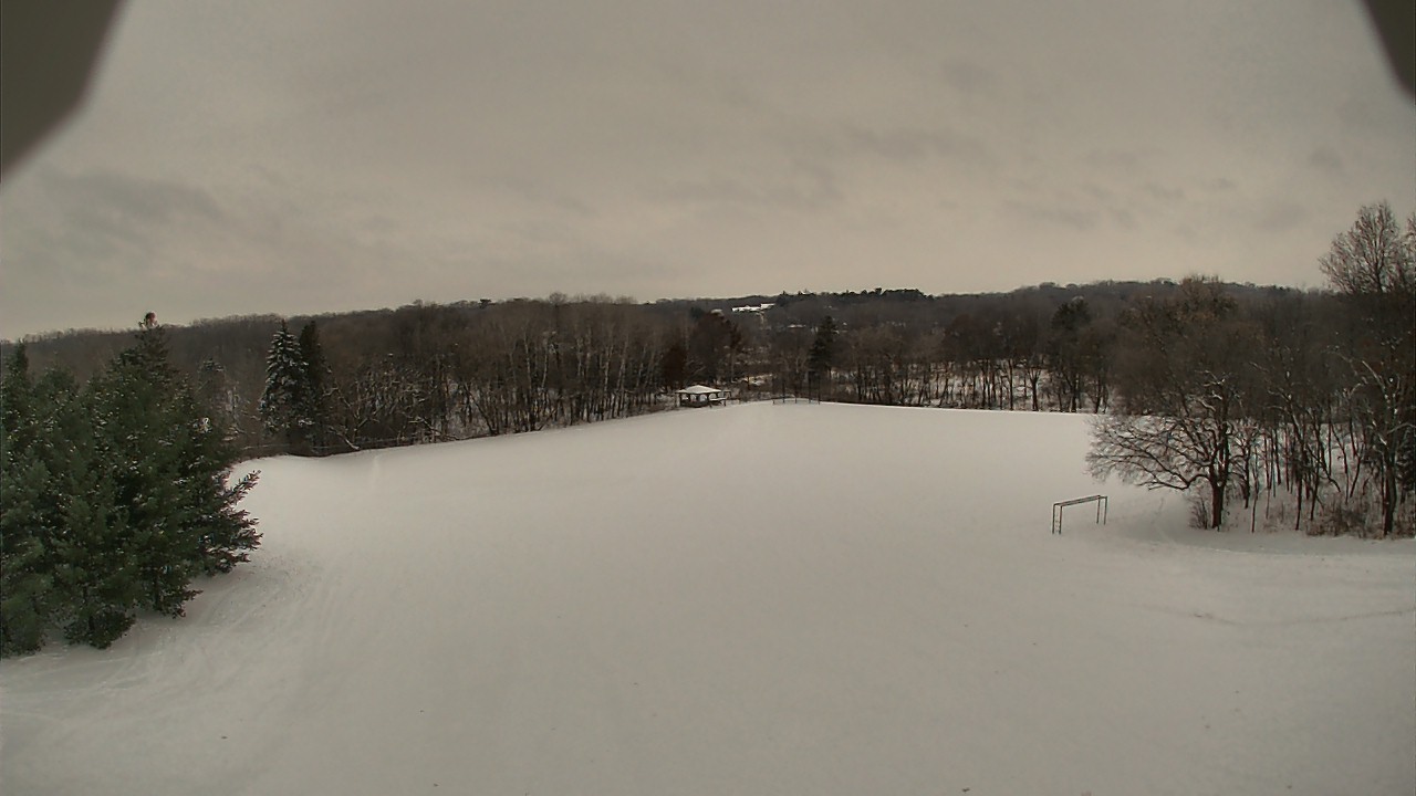 Thumbnail for current weather camera view from Scenic Heights ES in Minnetonka, Minnesota