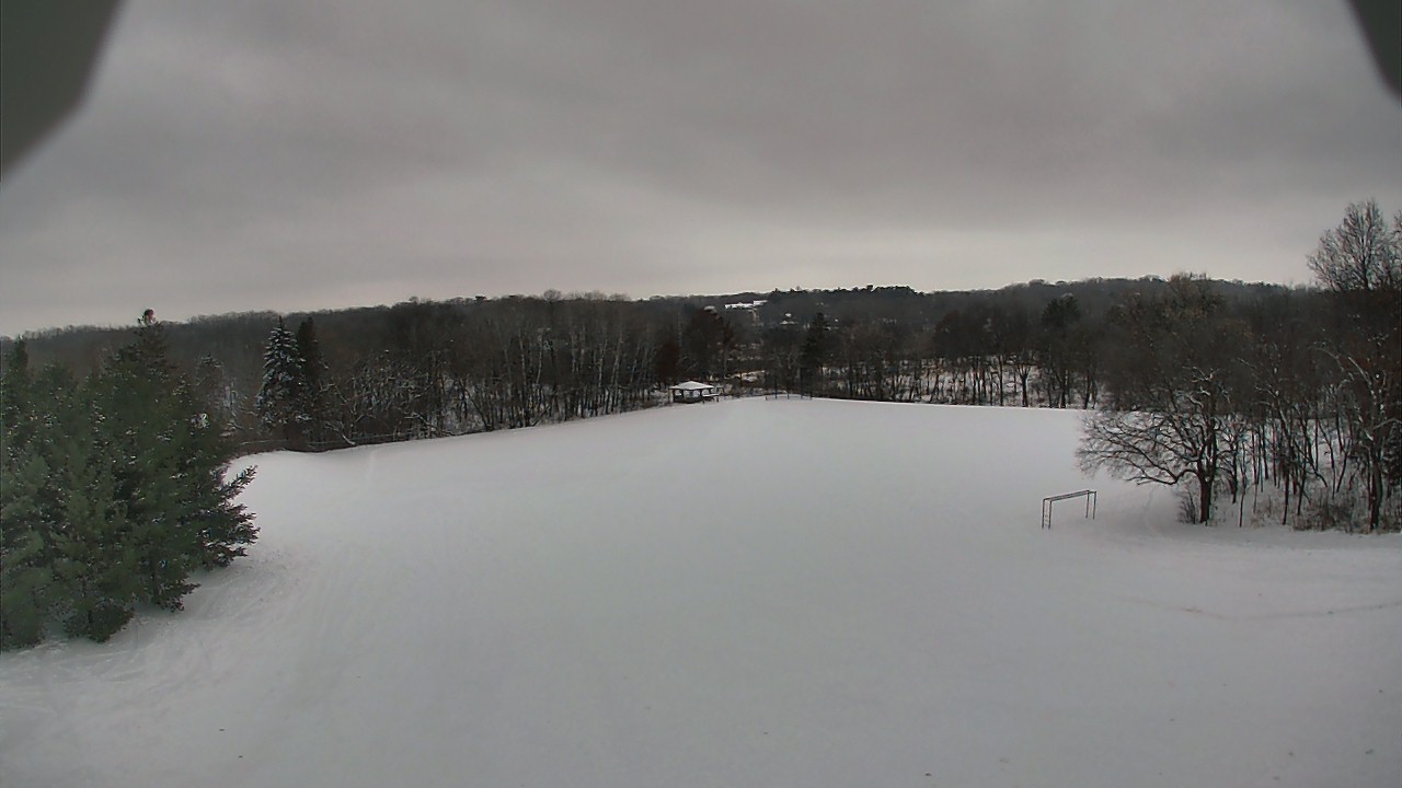 Thumbnail for current weather camera view from Scenic Heights ES in Minnetonka, Minnesota