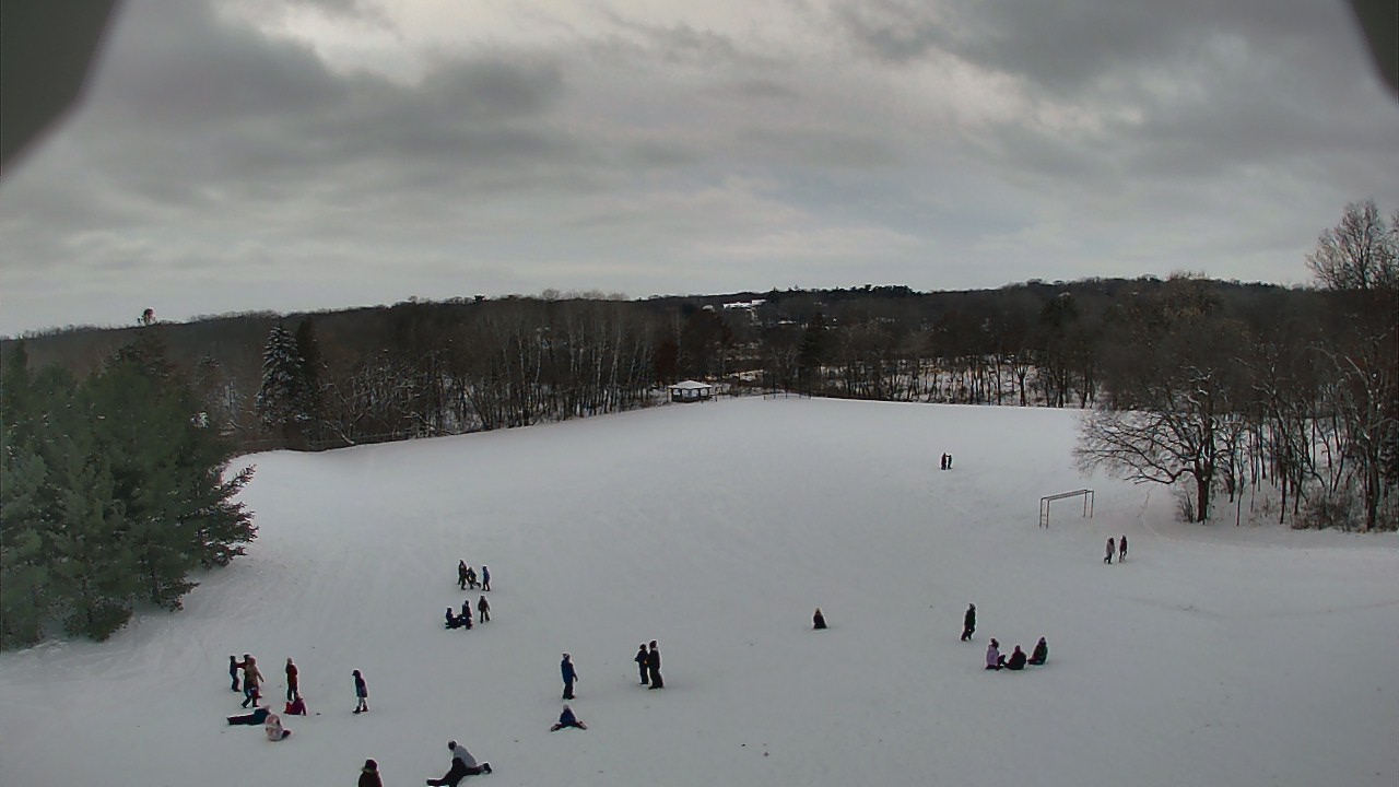 Thumbnail for current weather camera view from Scenic Heights ES in Minnetonka, Minnesota