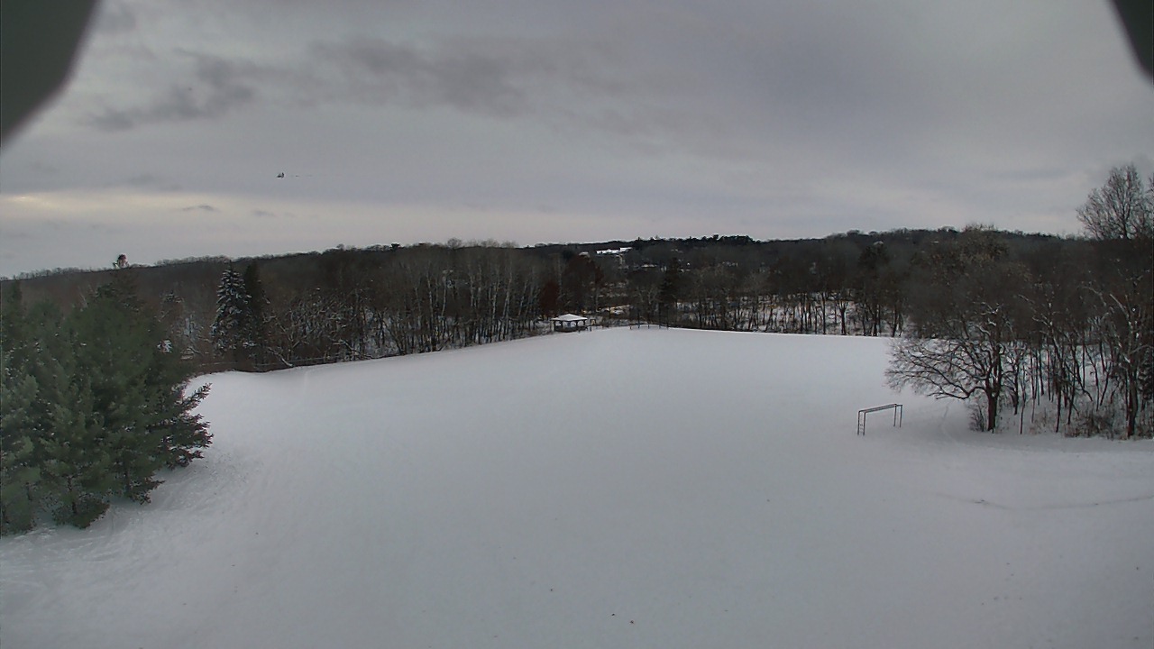 Thumbnail for current weather camera view from Scenic Heights ES in Minnetonka, Minnesota