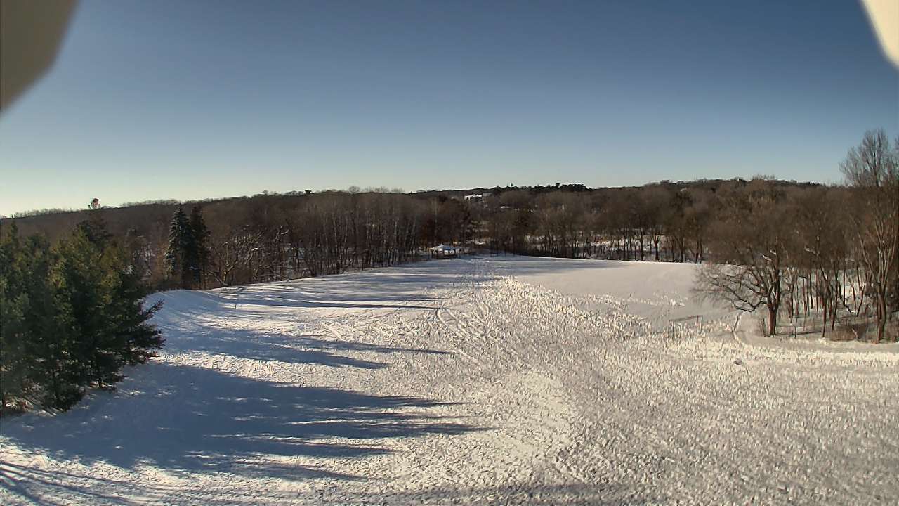 Thumbnail for current weather camera view from Scenic Heights ES in Minnetonka, Minnesota