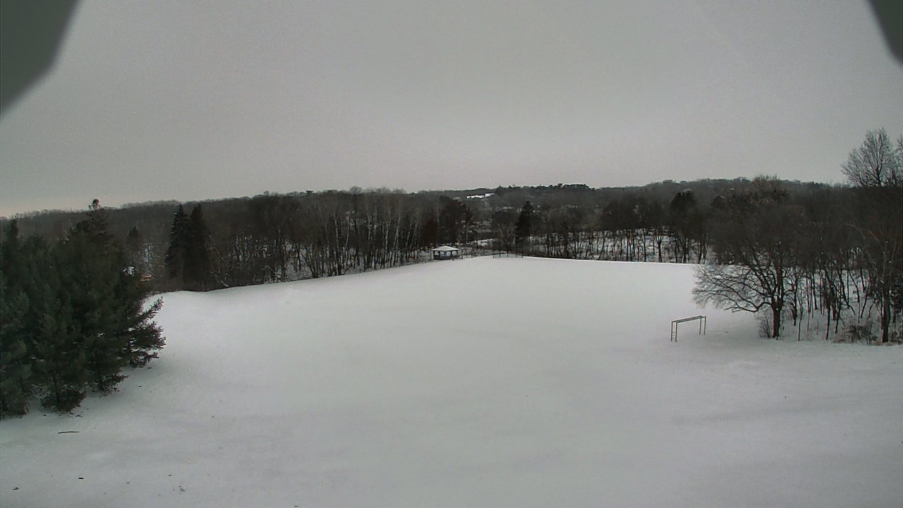 Thumbnail for current weather camera view from Scenic Heights ES in Minnetonka, Minnesota