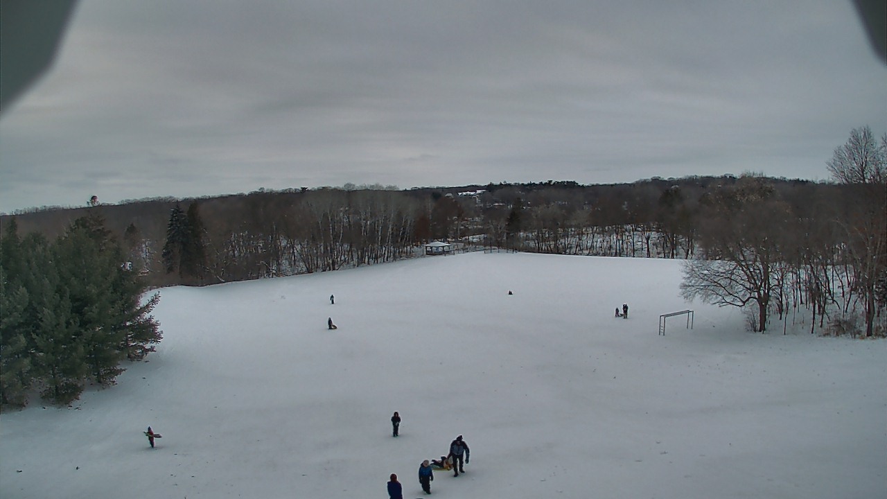 Thumbnail for current weather camera view from Scenic Heights ES in Minnetonka, Minnesota