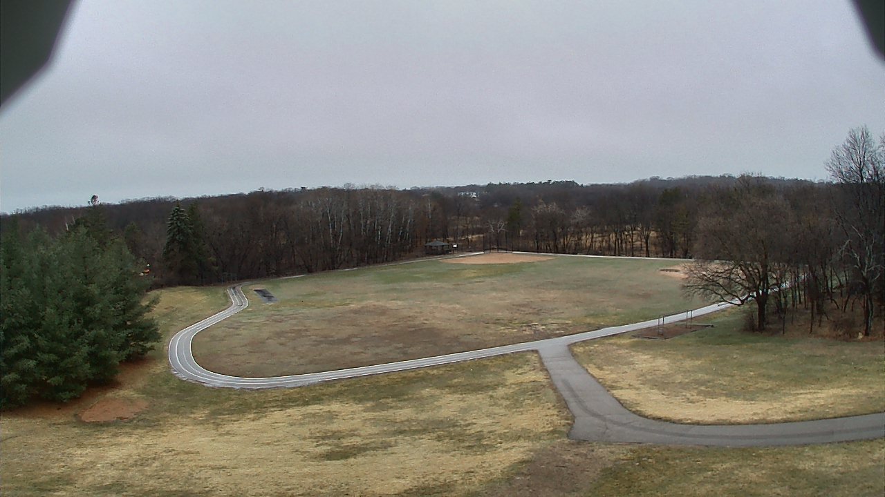 Thumbnail for current weather camera view from Scenic Heights ES in Minnetonka, Minnesota