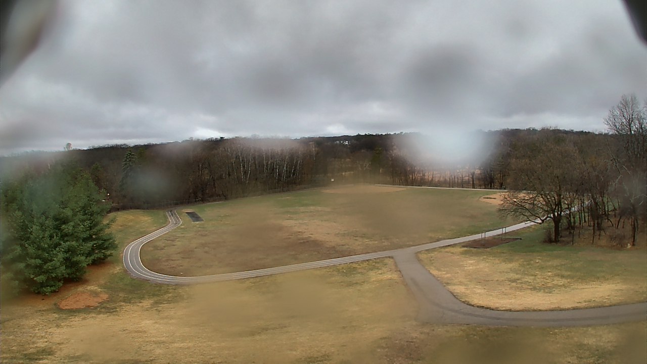 Thumbnail for current weather camera view from Scenic Heights ES in Minnetonka, Minnesota