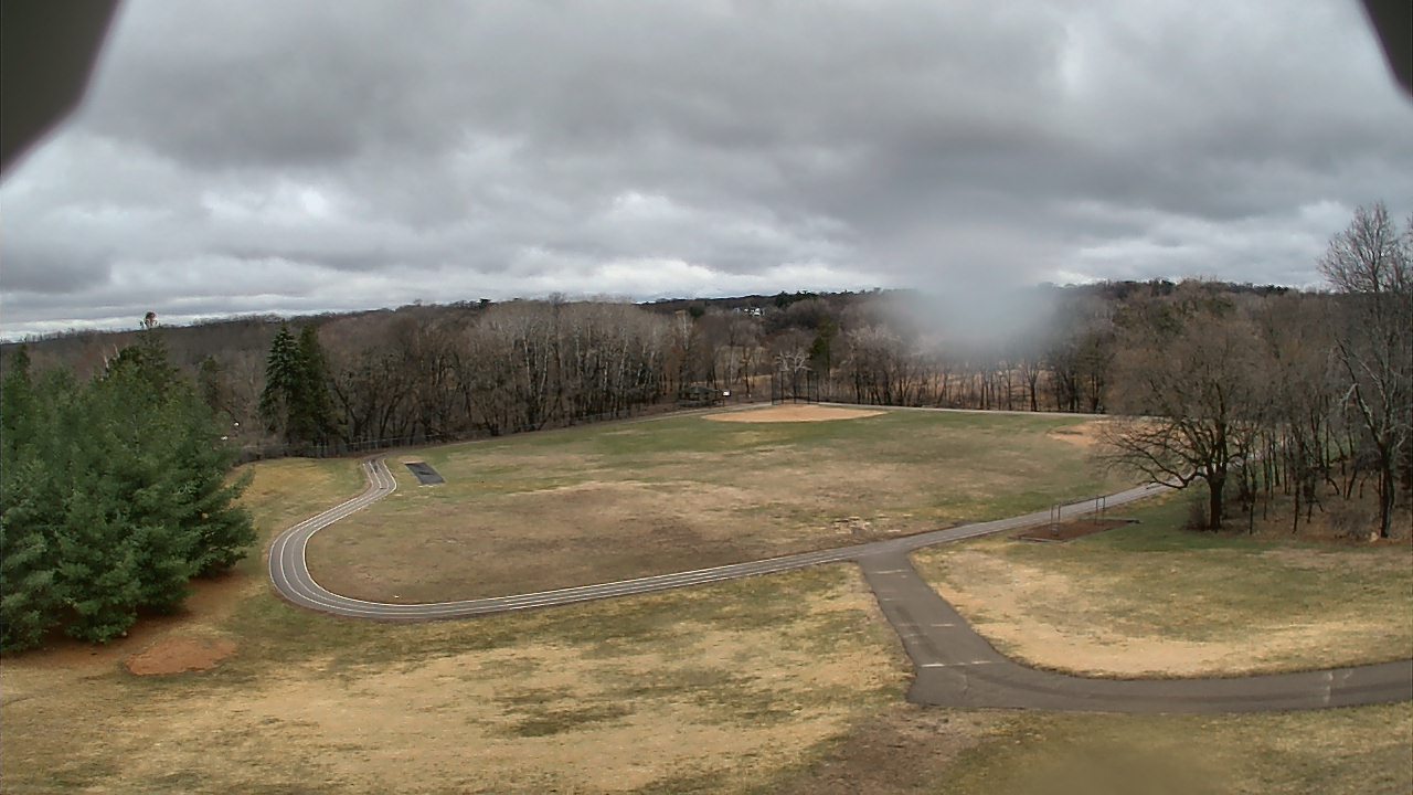 Thumbnail for current weather camera view from Scenic Heights ES in Minnetonka, Minnesota