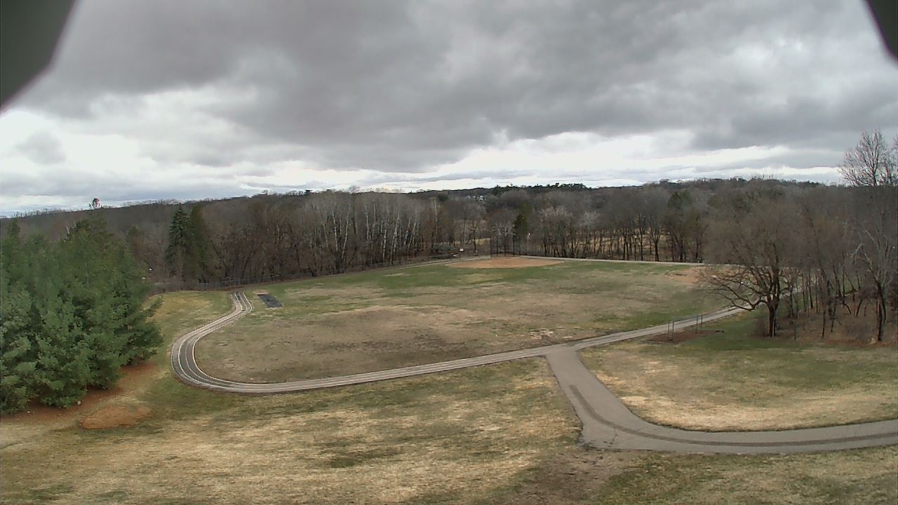 Thumbnail for current weather camera view from Scenic Heights ES in Minnetonka, Minnesota