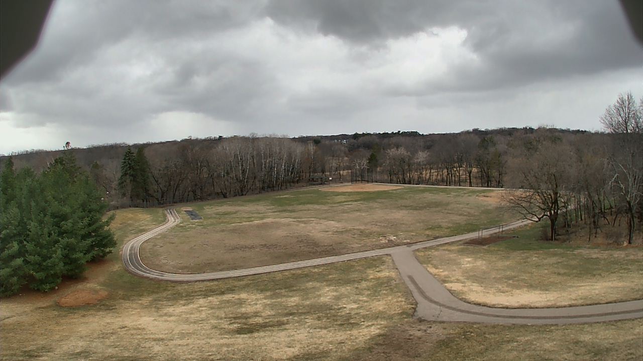 Thumbnail for current weather camera view from Scenic Heights ES in Minnetonka, Minnesota