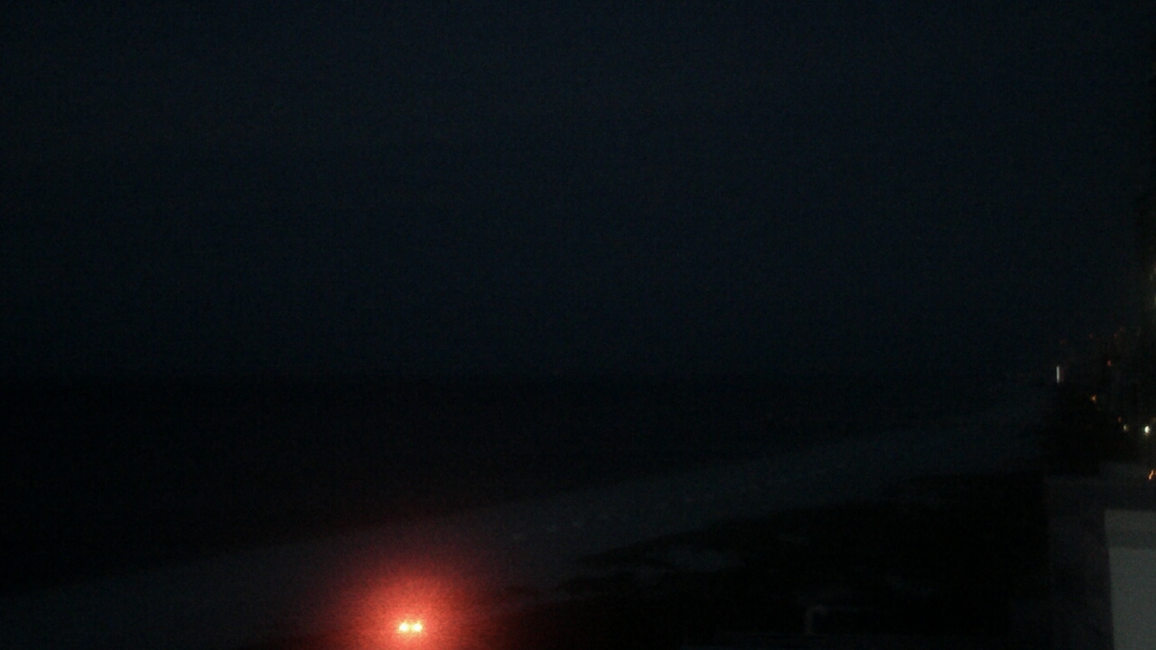 Thumbnail for current weather camera view from Island House Hotel in Orange Beach, Alabama