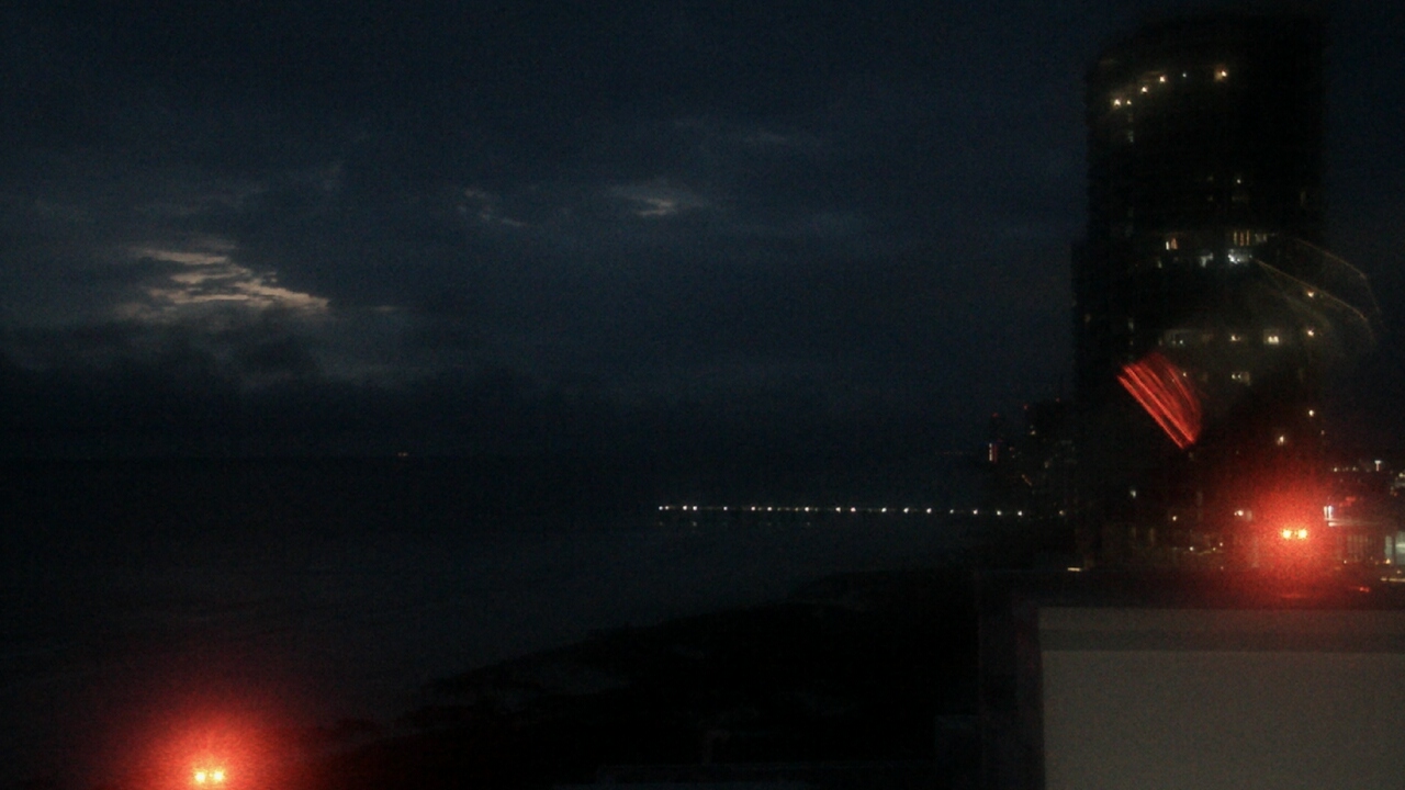 Thumbnail for current weather camera view from Island House Hotel in Orange Beach, Alabama