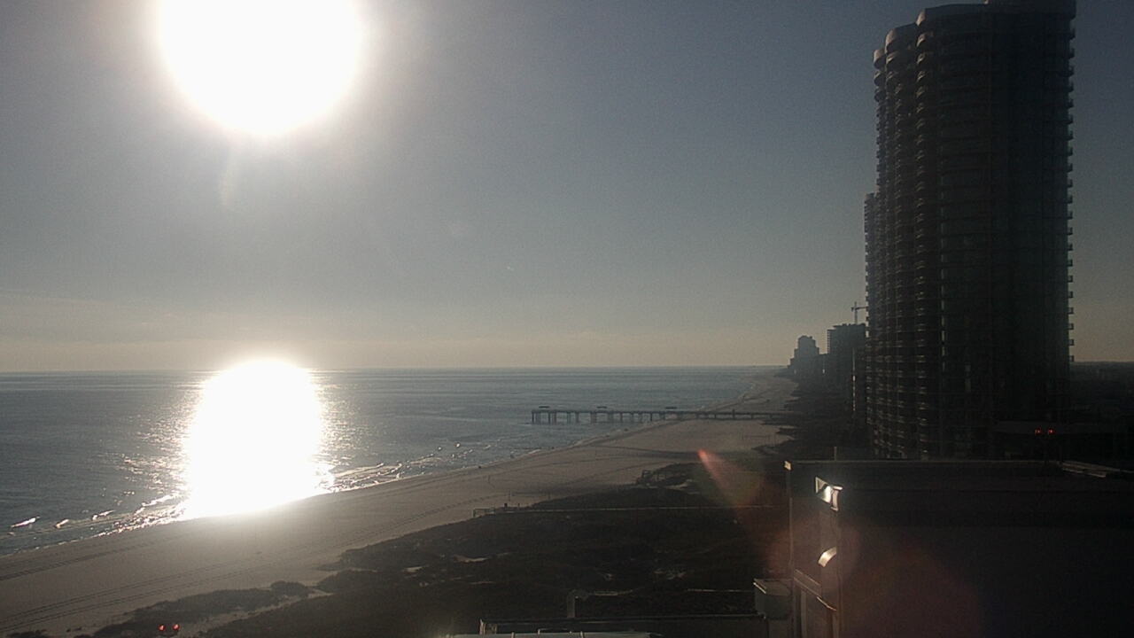 Thumbnail for current weather camera view from Island House Hotel in Orange Beach, Alabama