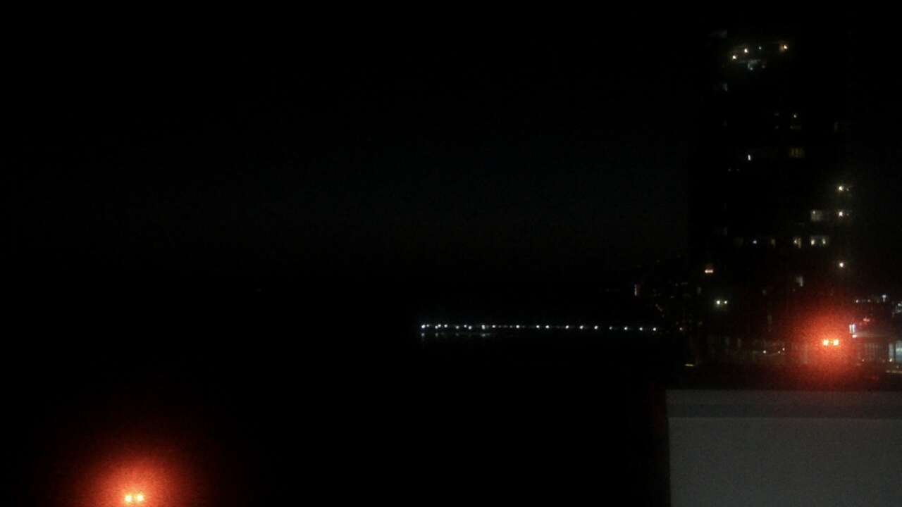 Thumbnail for current weather camera view from Island House Hotel in Orange Beach, Alabama