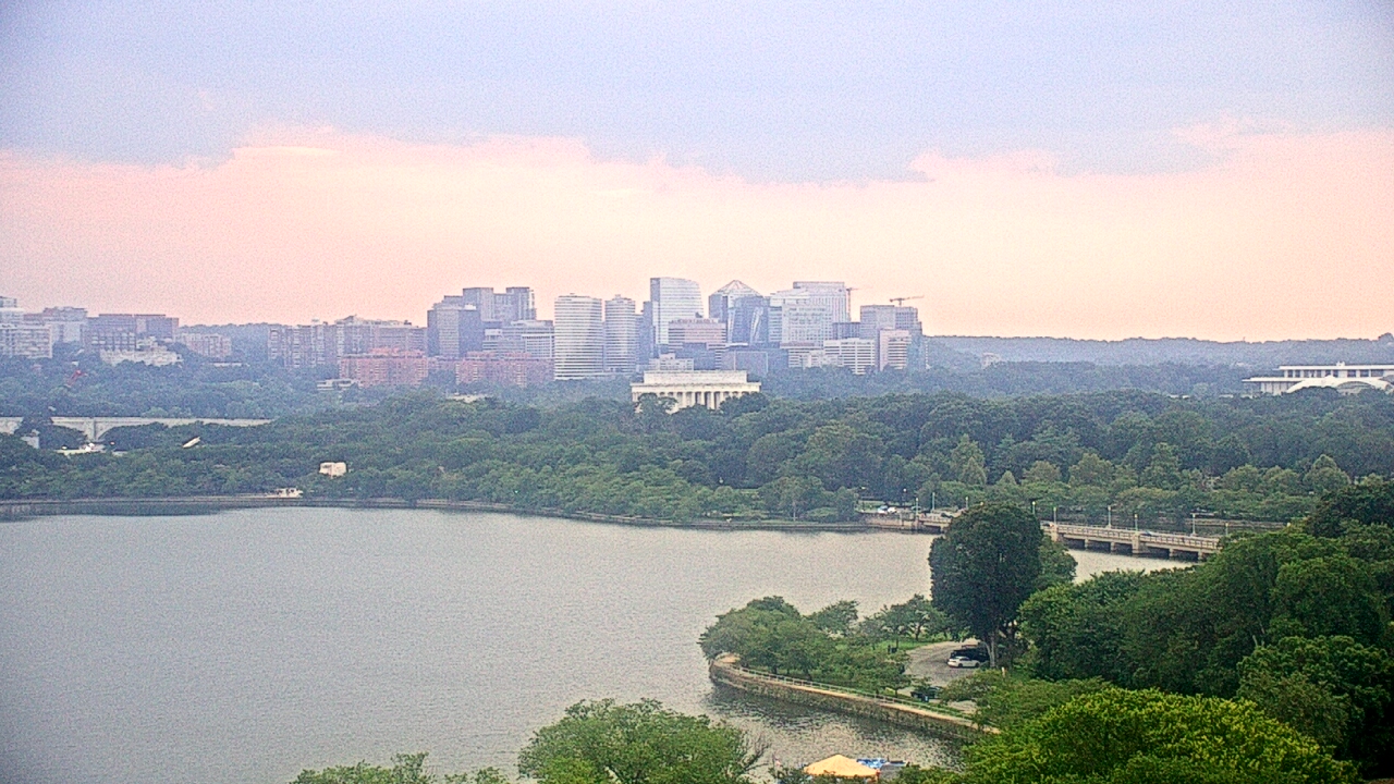 Thumbnail for current weather camera view from Salamander Hotel DC in Washington, District Of Columbia
