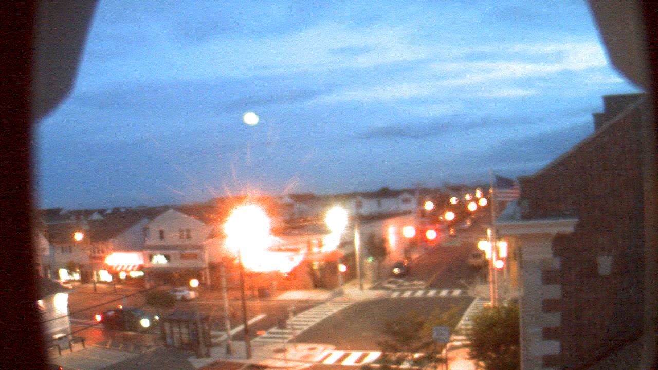Thumbnail for current weather camera view from Margate Municipal Building in Margate City, New Jersey