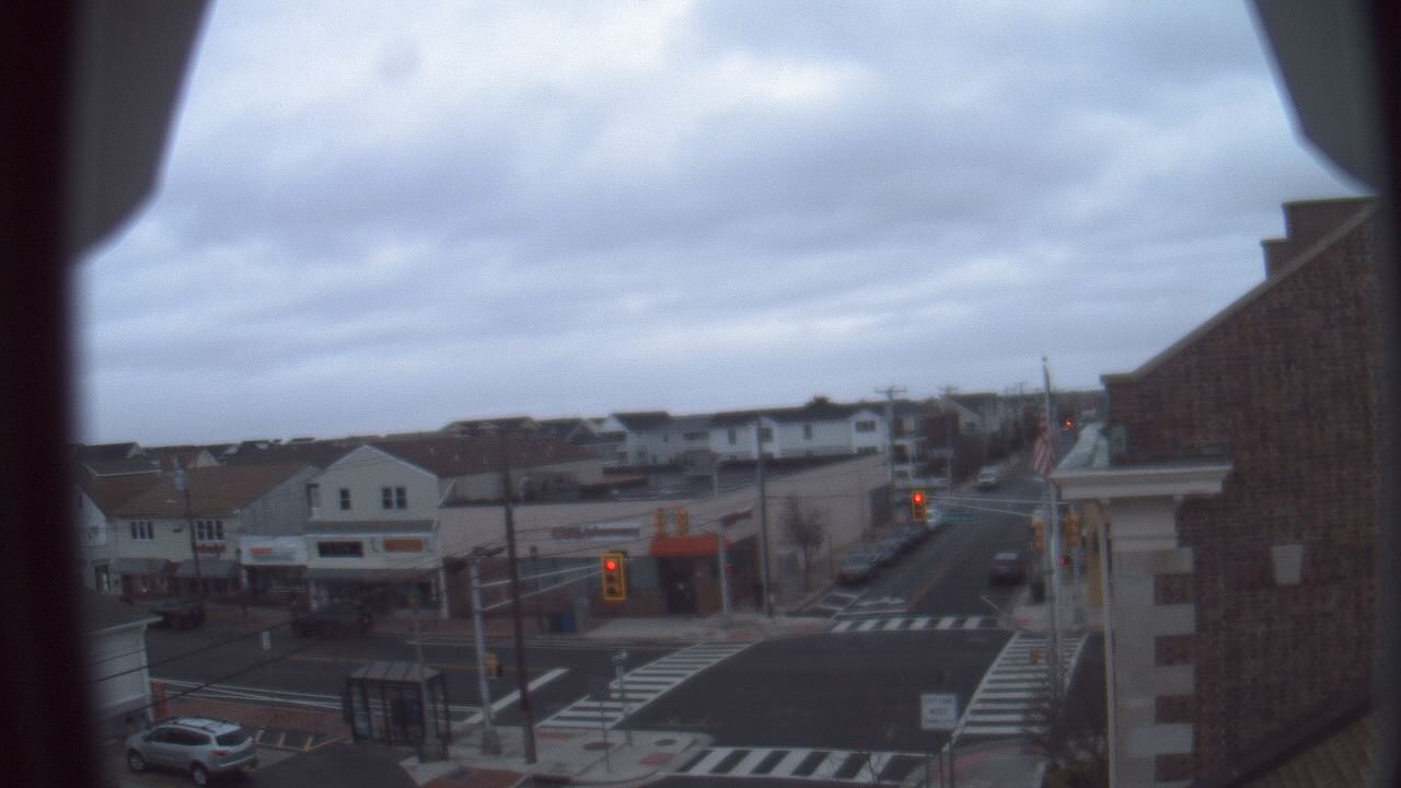 Thumbnail for current weather camera view from Margate Municipal Building in Margate City, New Jersey