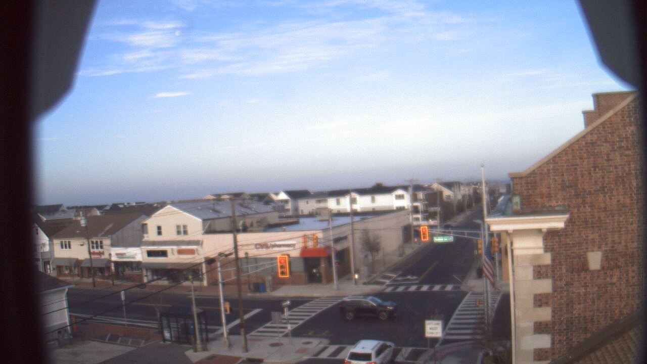 Thumbnail for current weather camera view from Margate Municipal Building in Margate City, New Jersey