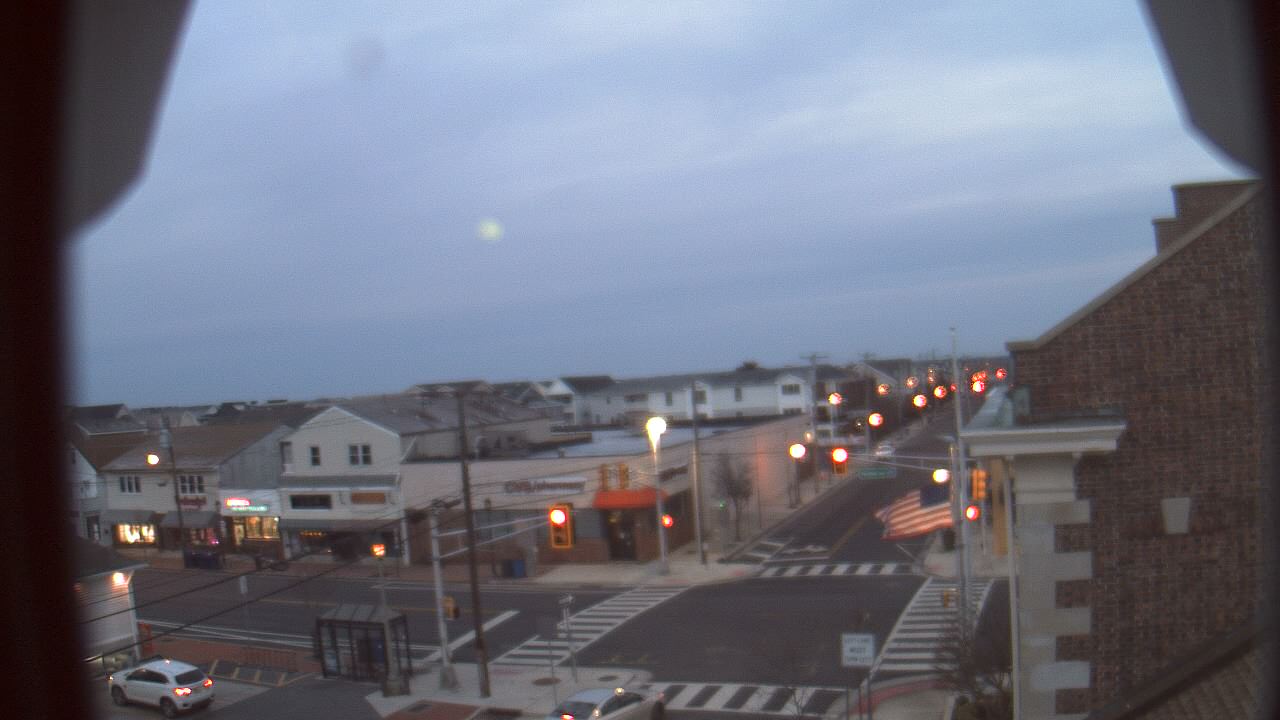 Thumbnail for current weather camera view from Margate Municipal Building in Margate City, New Jersey