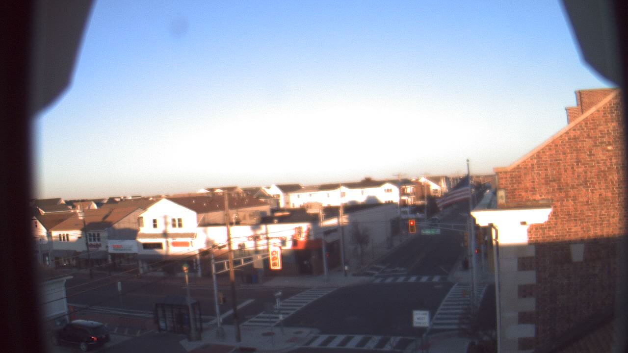 Thumbnail for current weather camera view from Margate Municipal Building in Margate City, New Jersey