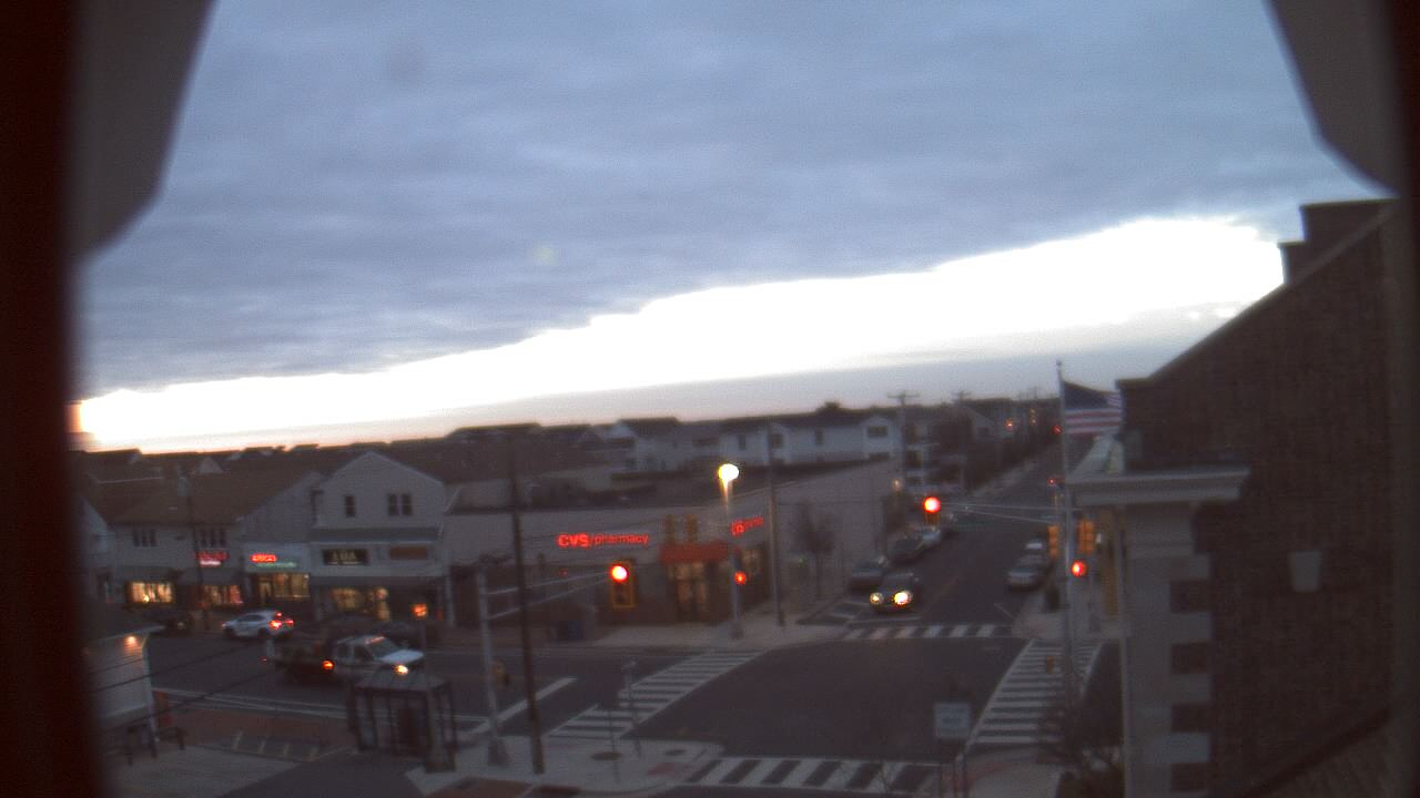 Thumbnail for current weather camera view from Margate Municipal Building in Margate City, New Jersey
