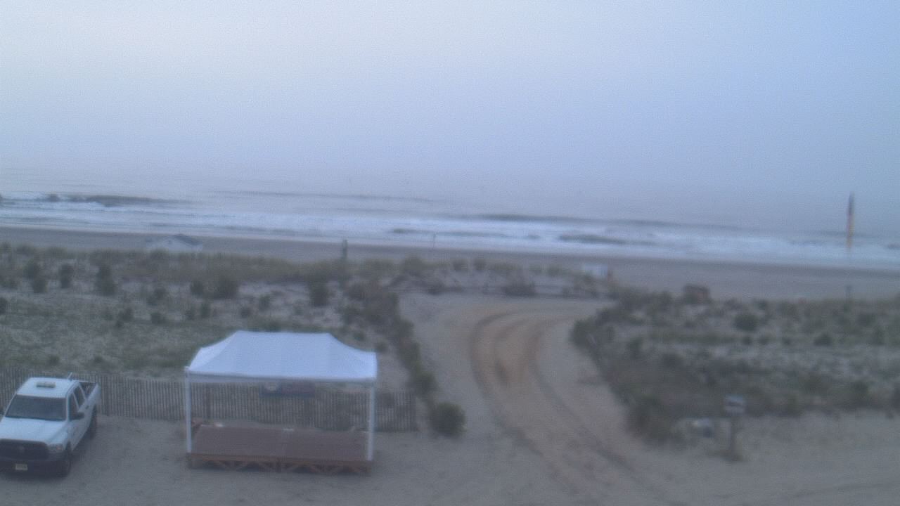 Thumbnail for current weather camera view from Beach Patrol HQ in Margate City, New Jersey
