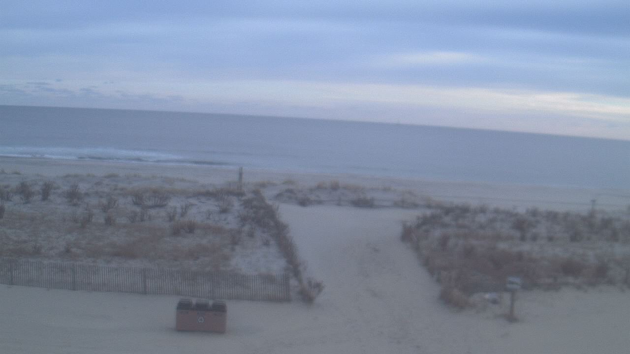 Thumbnail for current weather camera view from Beach Patrol HQ in Margate City, New Jersey