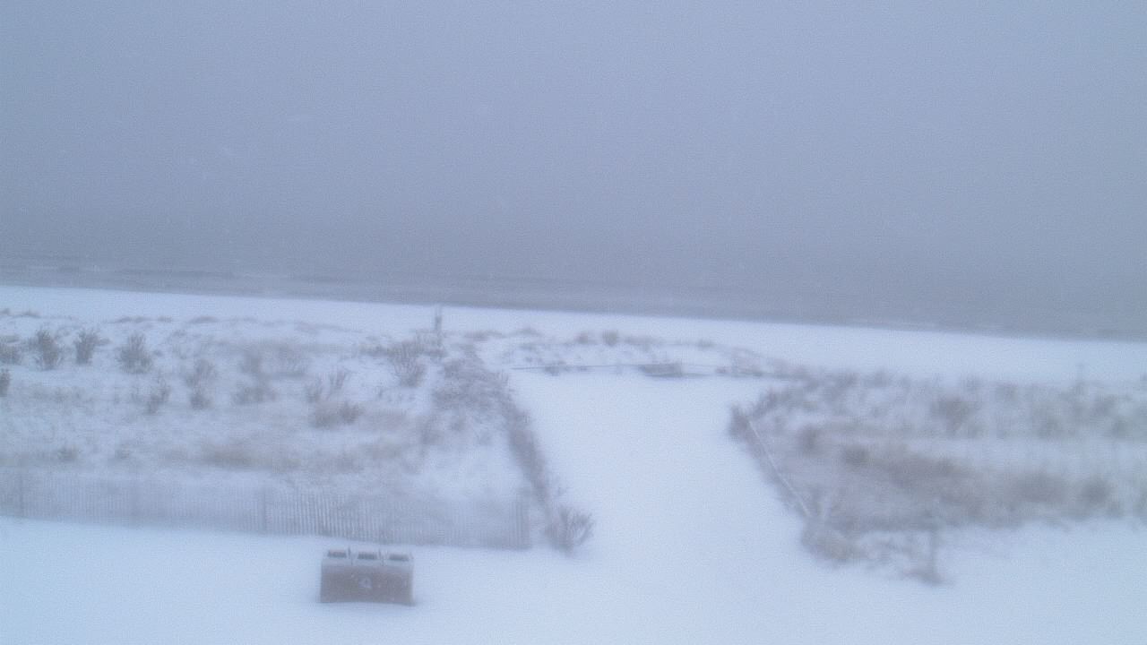 Thumbnail for current weather camera view from Beach Patrol HQ in Margate City, New Jersey
