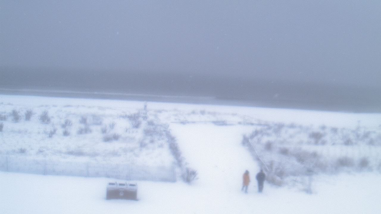 Thumbnail for current weather camera view from Beach Patrol HQ in Margate City, New Jersey
