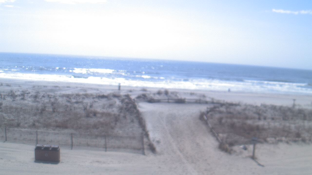 Thumbnail for current weather camera view from Beach Patrol HQ in Margate City, New Jersey