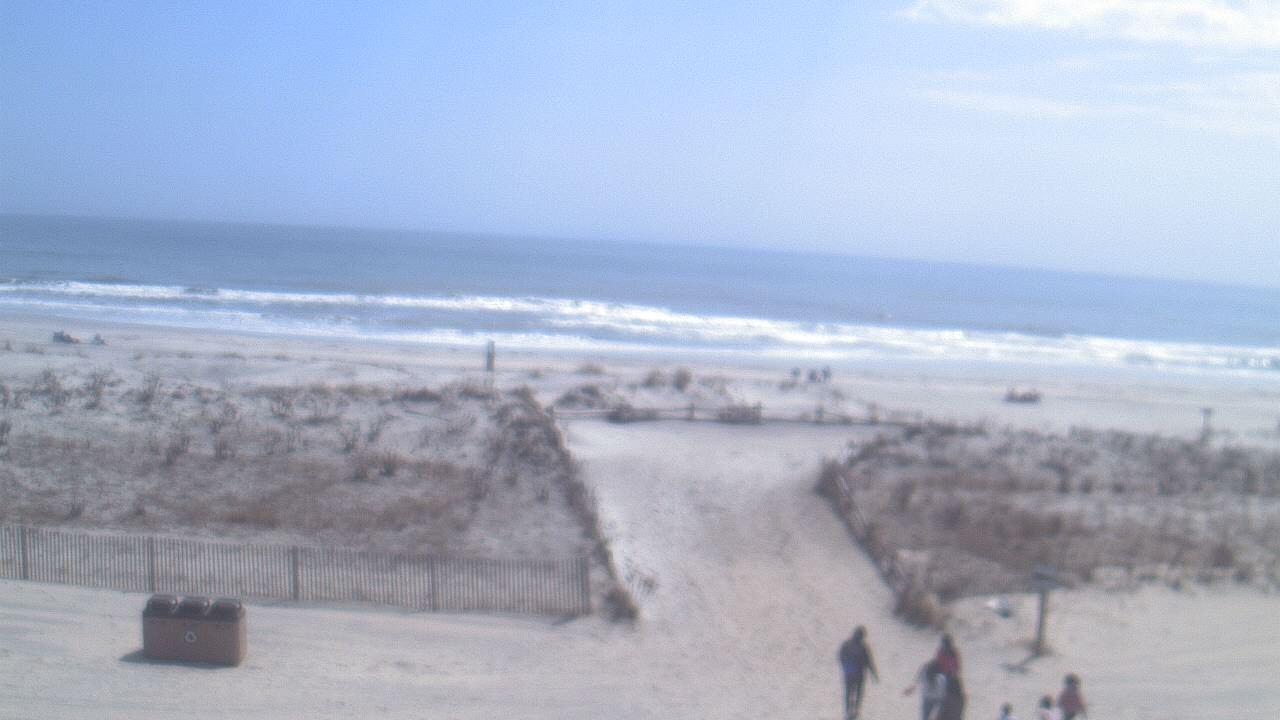 Thumbnail for current weather camera view from Beach Patrol HQ in Margate City, New Jersey