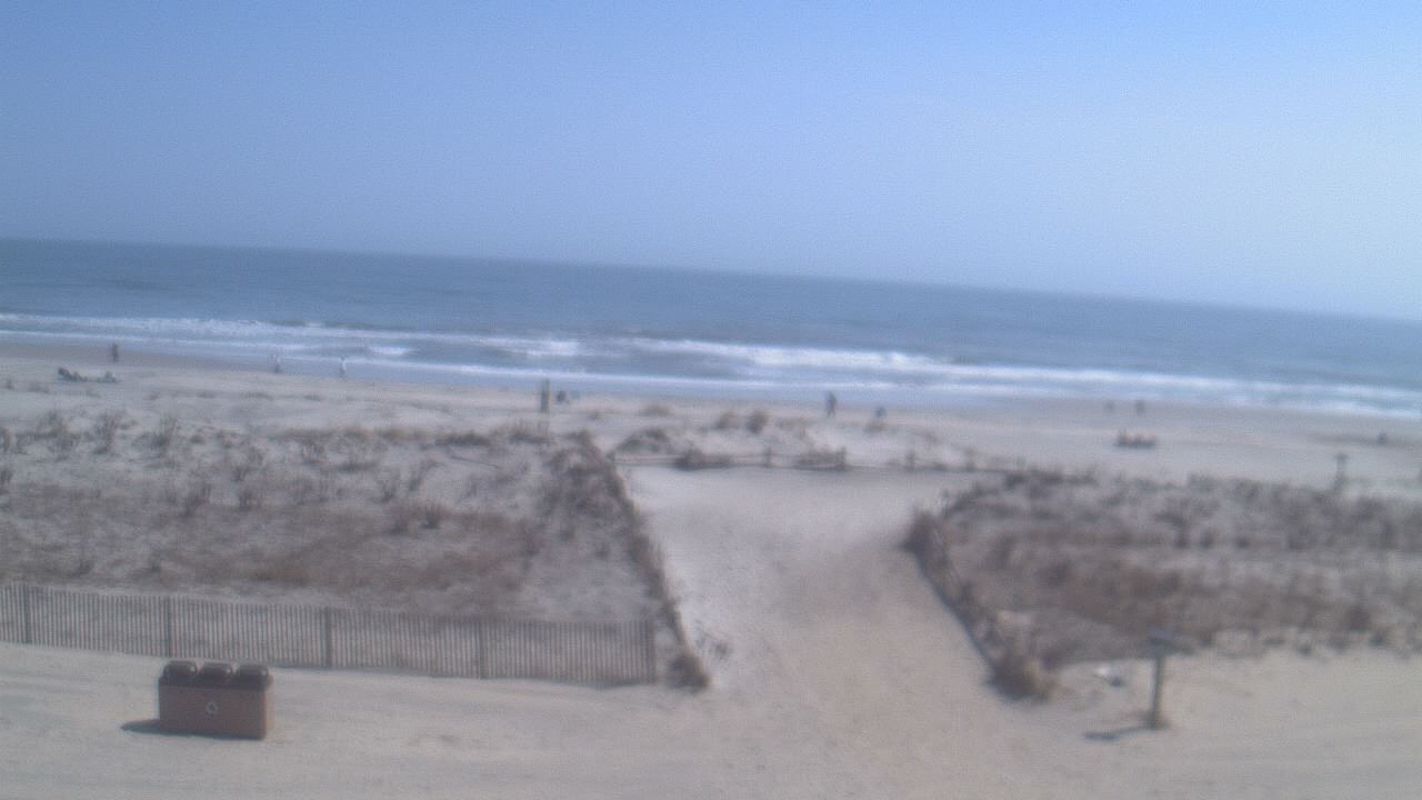 Thumbnail for current weather camera view from Beach Patrol HQ in Margate City, New Jersey