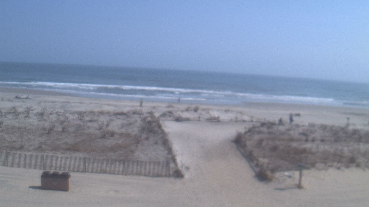 Thumbnail for current weather camera view from Beach Patrol HQ in Margate City, New Jersey